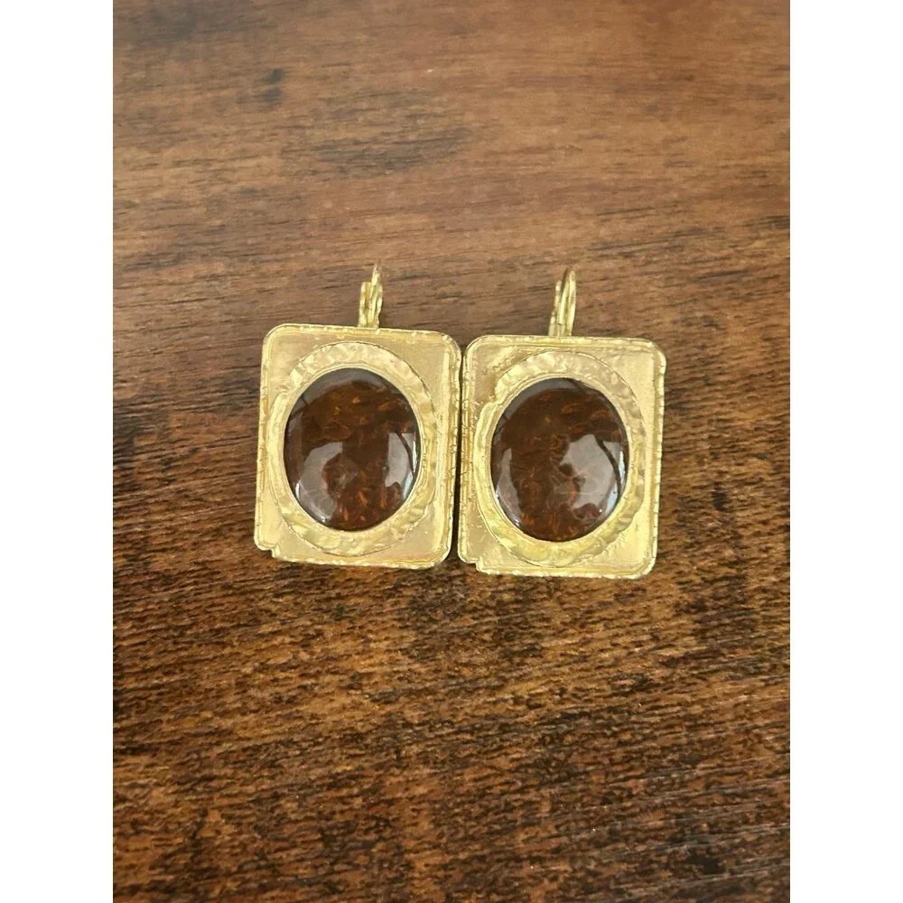 Brown Earrings‎